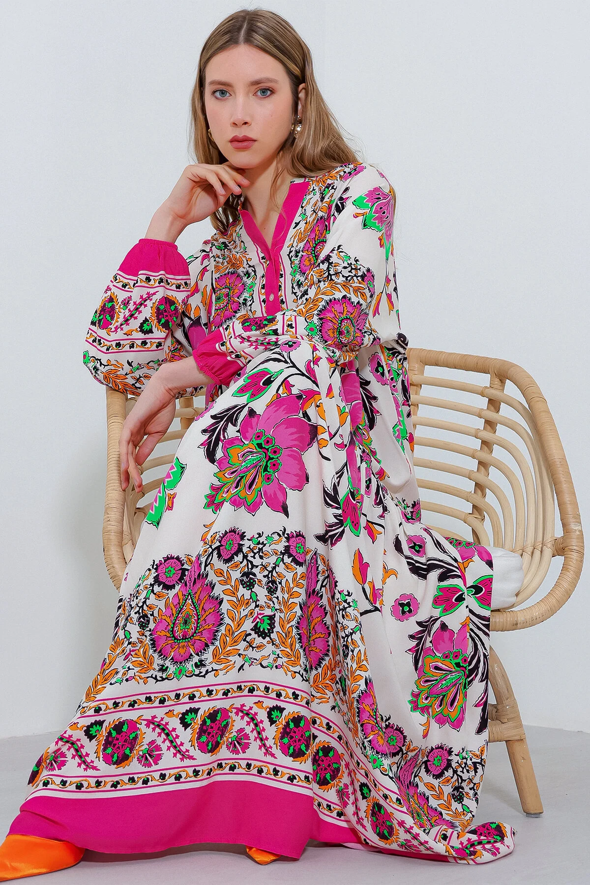 Bigdart  Damen-Hijab-Kleid aus gemusterter Viskose in Fuchsia-Creme 2423