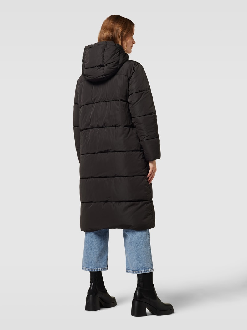 Steppmantel mit Kapuze in schwarz