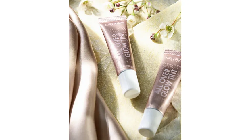 Catrice All Over Glow Tint 020 - Keep Blushing
