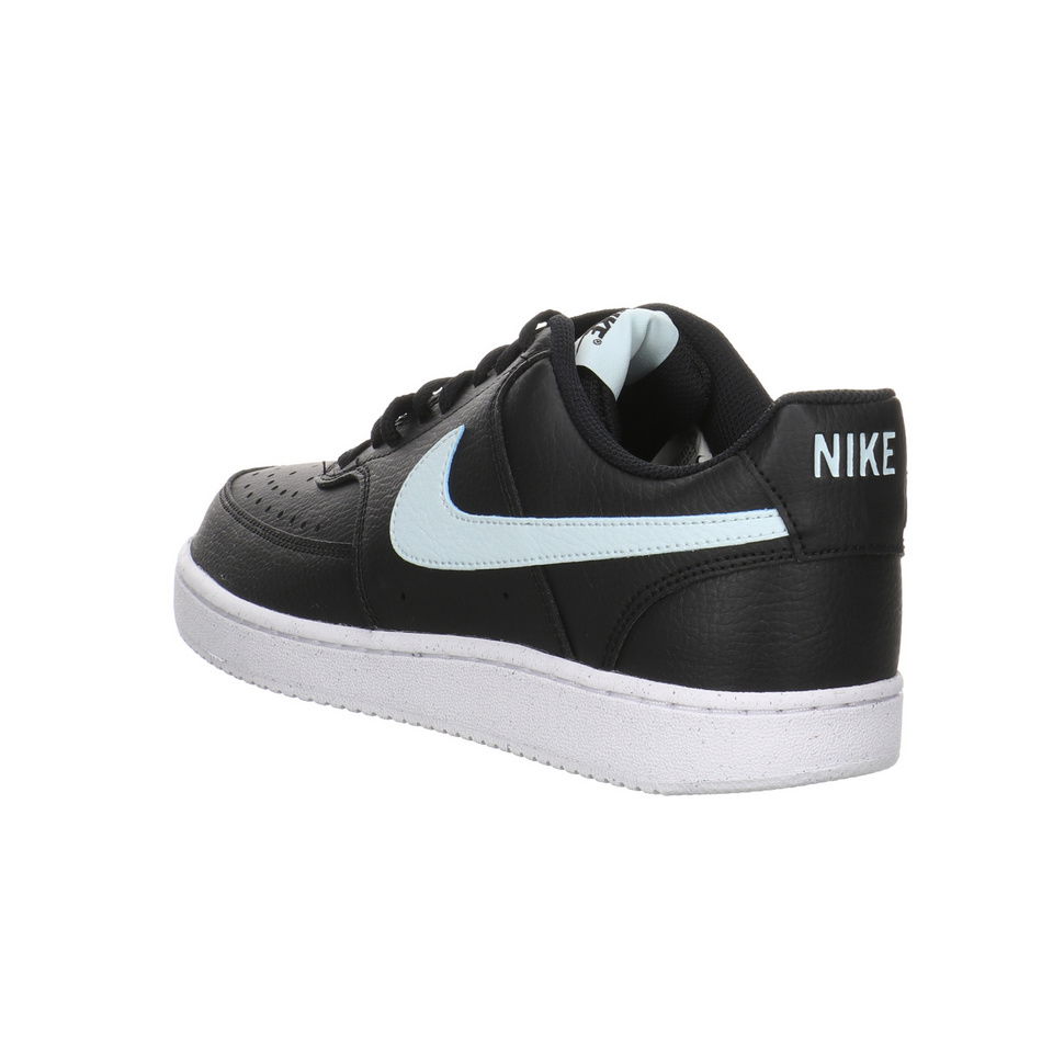 Nike Vision Low Sneaker