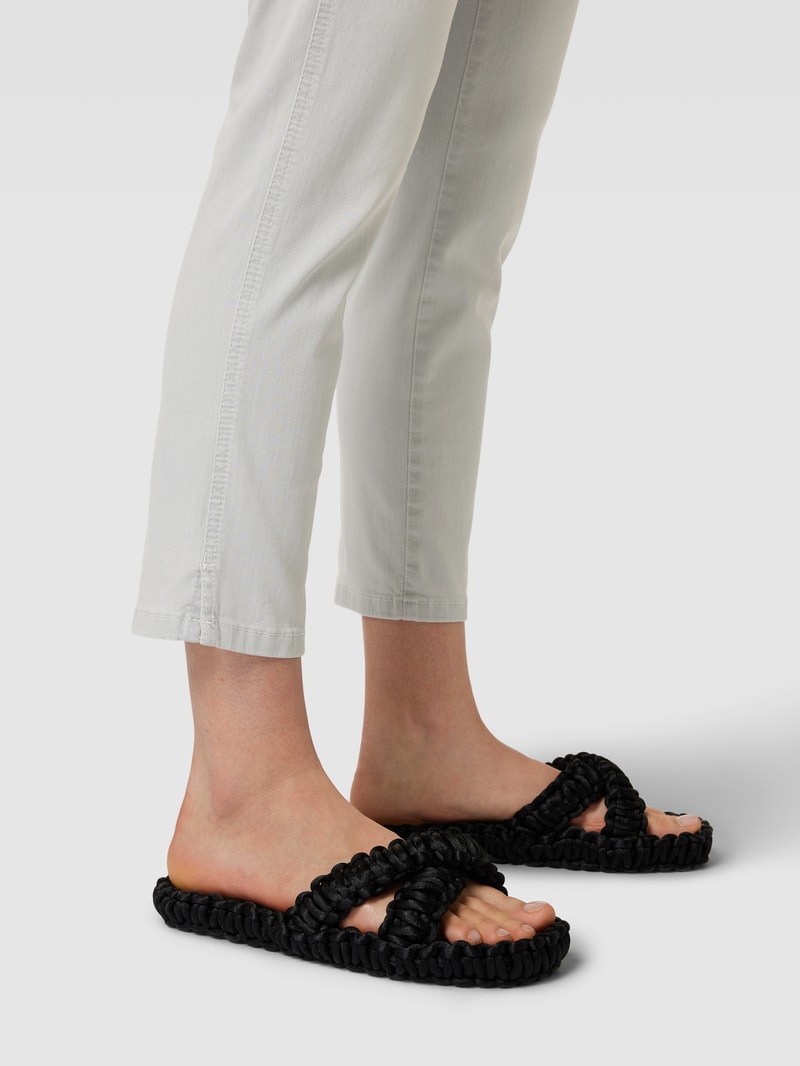 Caprihose mit seitlichen Schlitzen Modell 'Cici' in hellgrau