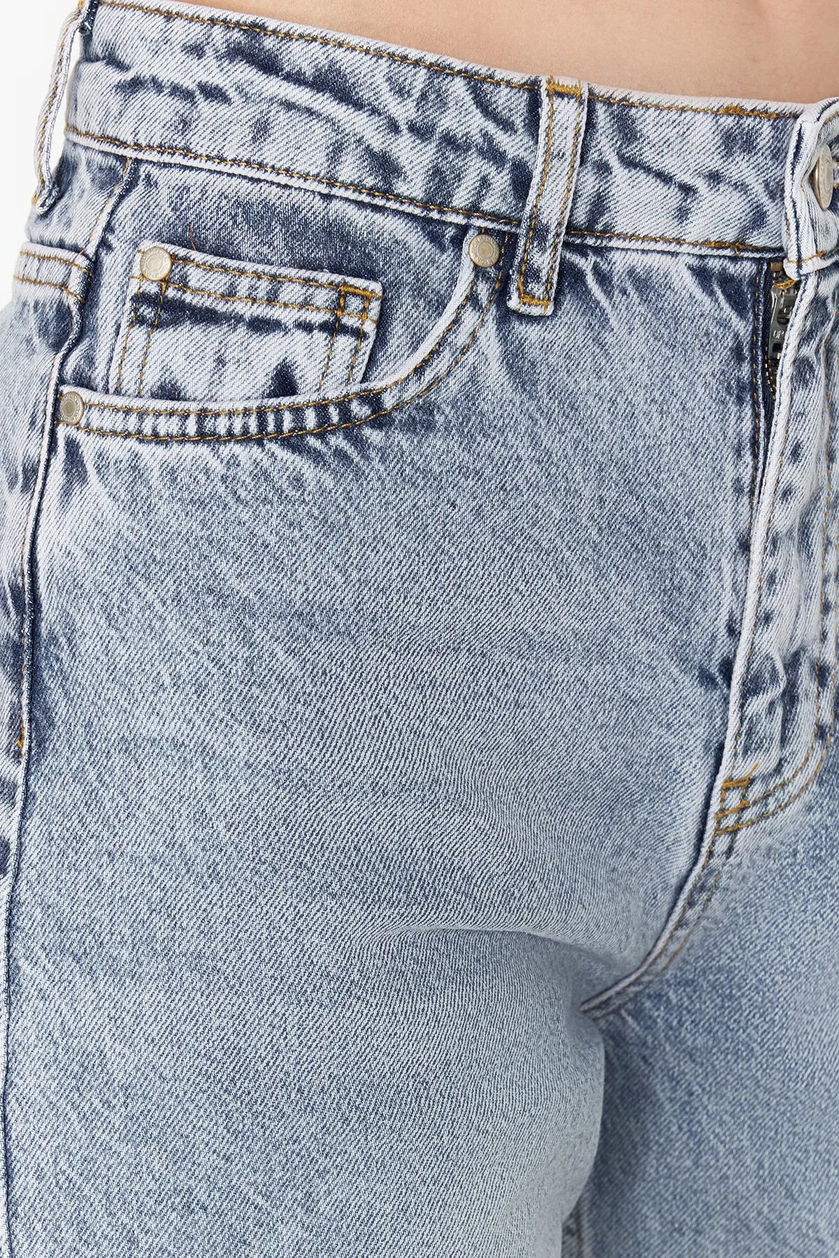 Trendyol Collection  Blaue Jeans mit hoher Taille und weitem Bein TWOAW22JE0249