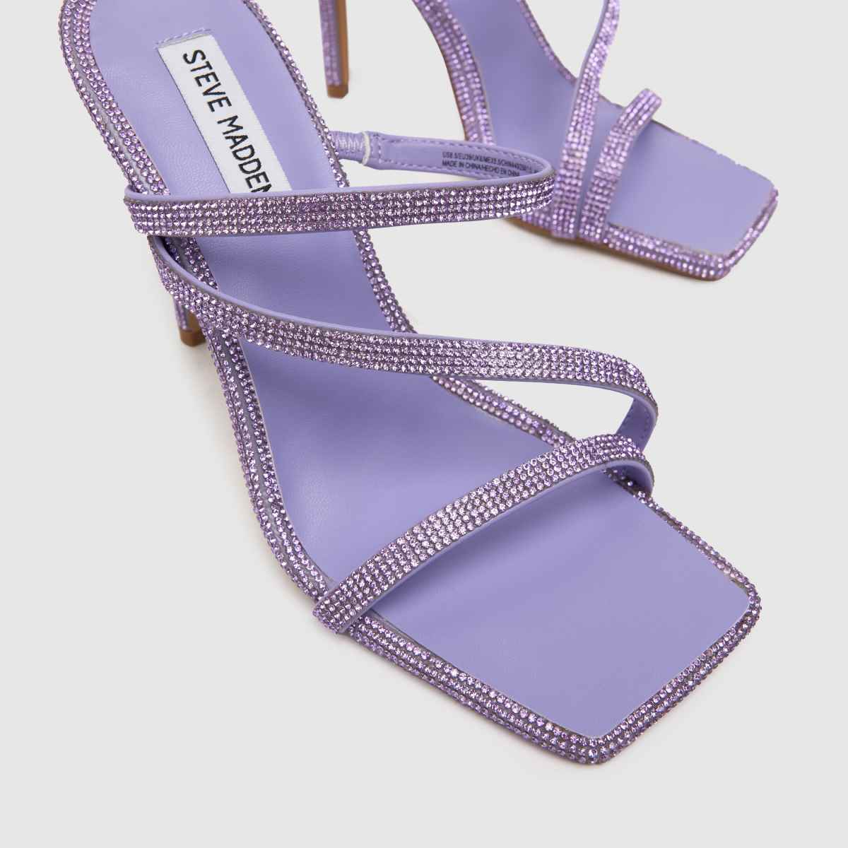 Steve Madden – Lila höga klackar med årligt pris