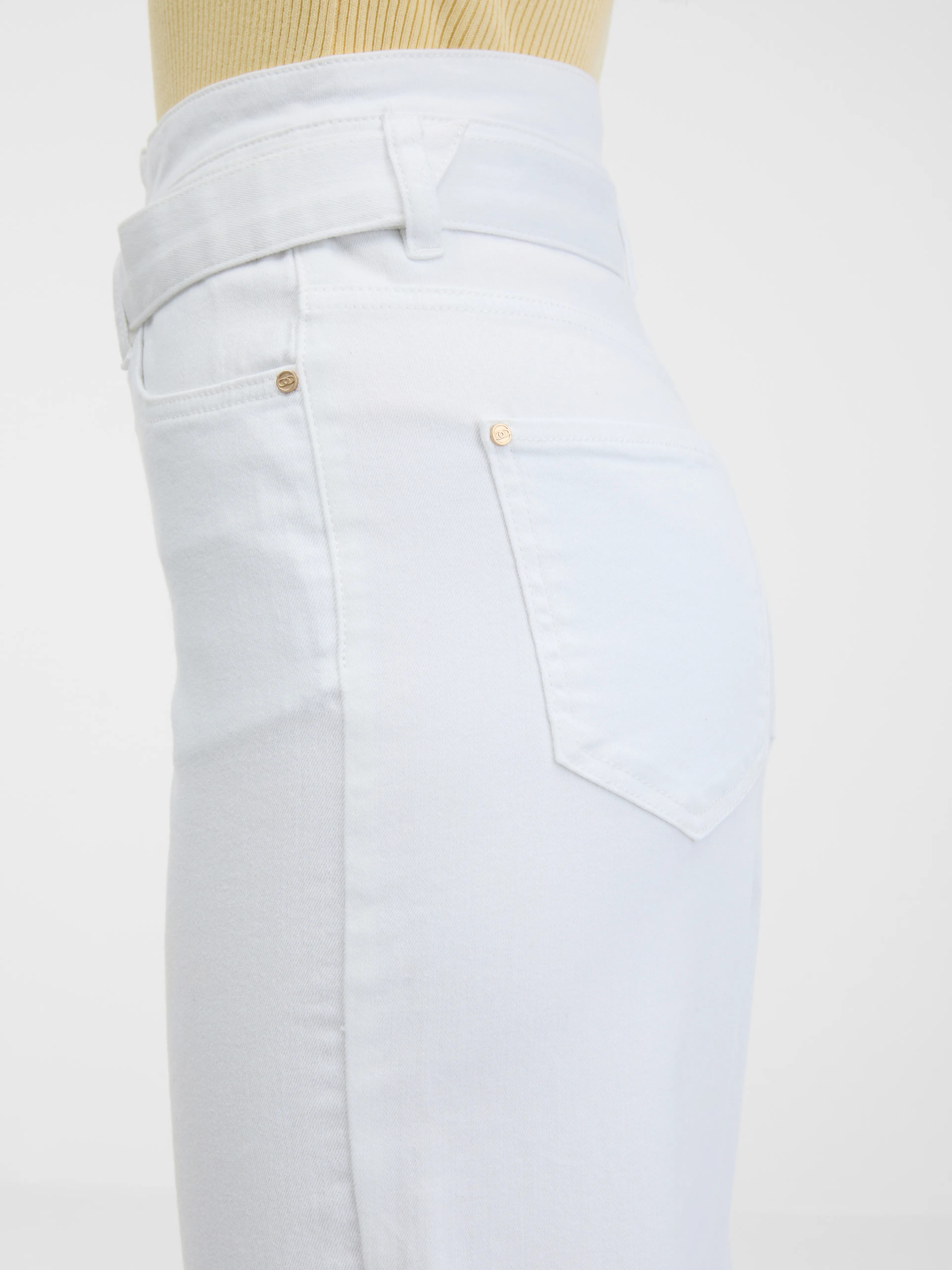 Weiße Damenjeans mit weitem Bein ORSAY