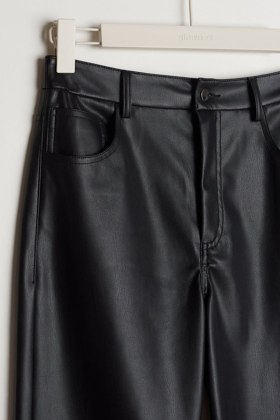 Straight pu trousers
