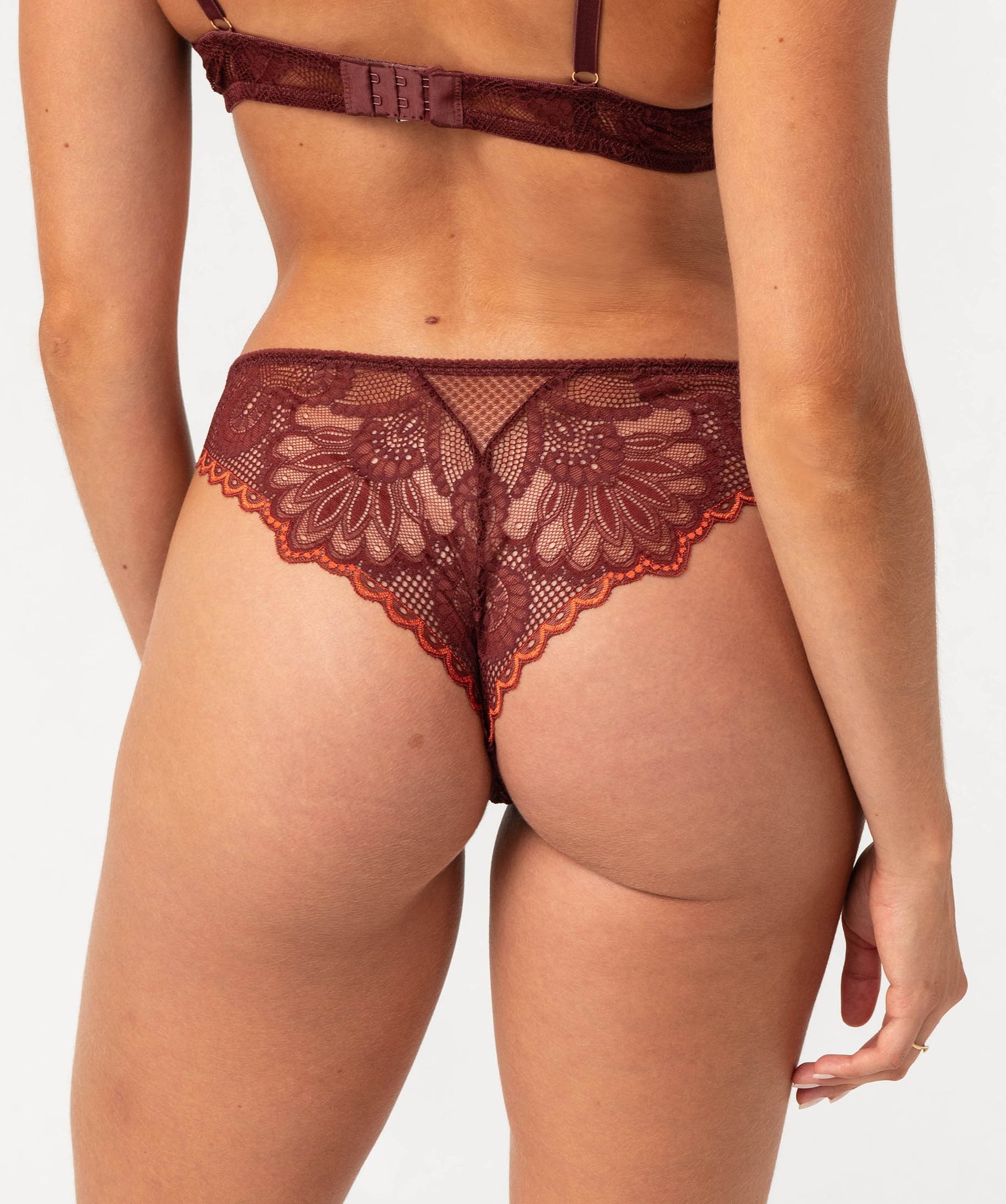 Tanga en dentelle femme marron | GEMO