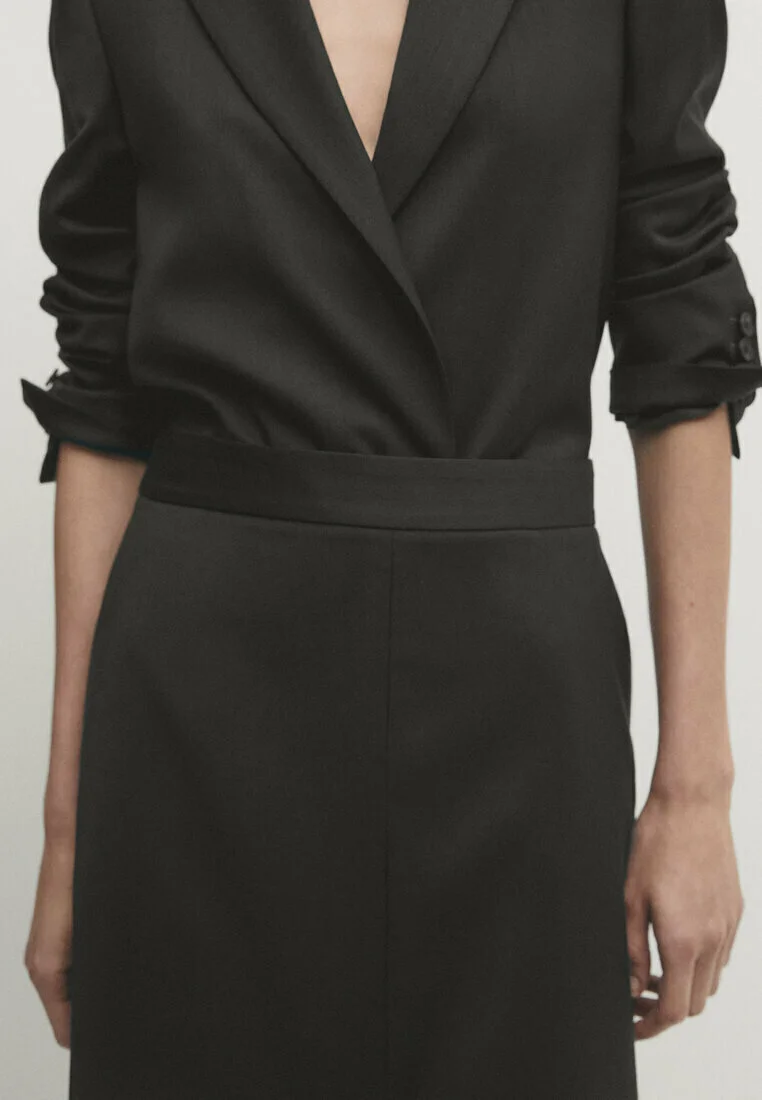 Falda MIDI TALLER CON ABERTURAS de Massimo Dutti - Falda corte A