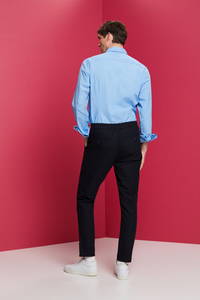 Gebürstete Chinohose