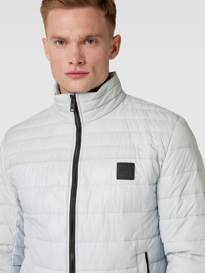 Steppjacke mit Stehkragen Modell 'Oden' in hellgrau