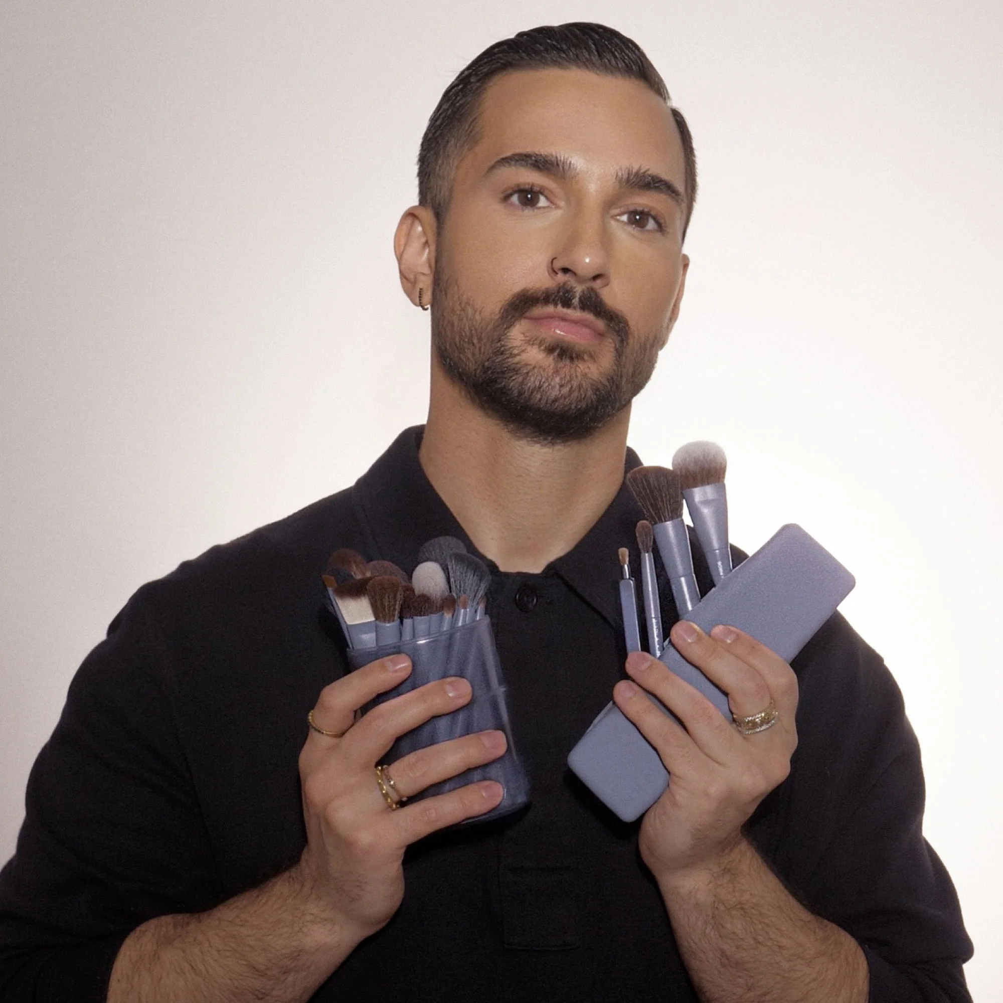 Sada štetcov NABLA x MR Daniel Signature - Štetce, Štetec na make-up