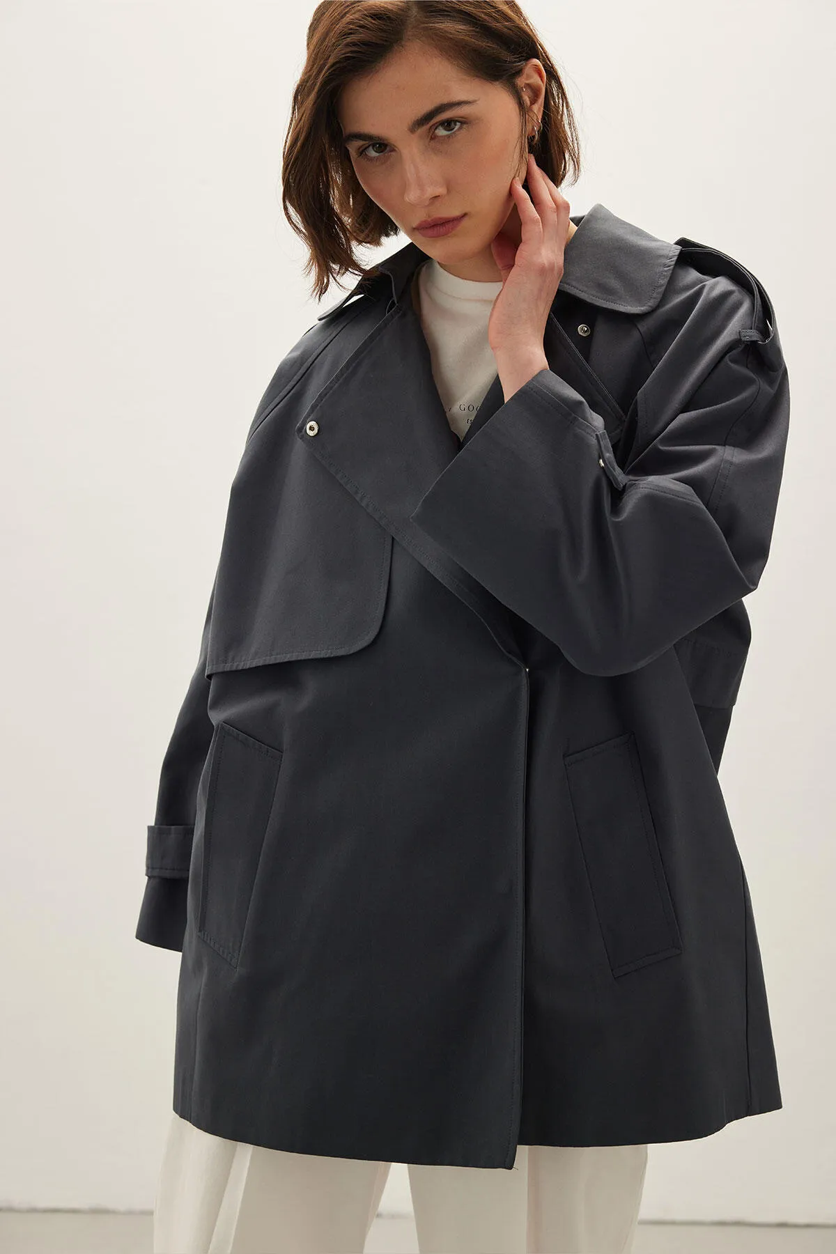 Manuka  OVERSIZE KURZER TRENCHCOAT MARINEBLAU
