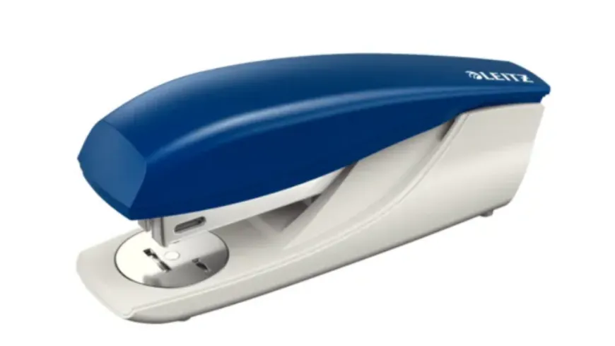 LEITZ NeXXt Büroheftgerät 5500, 30 Blatt, blau blau