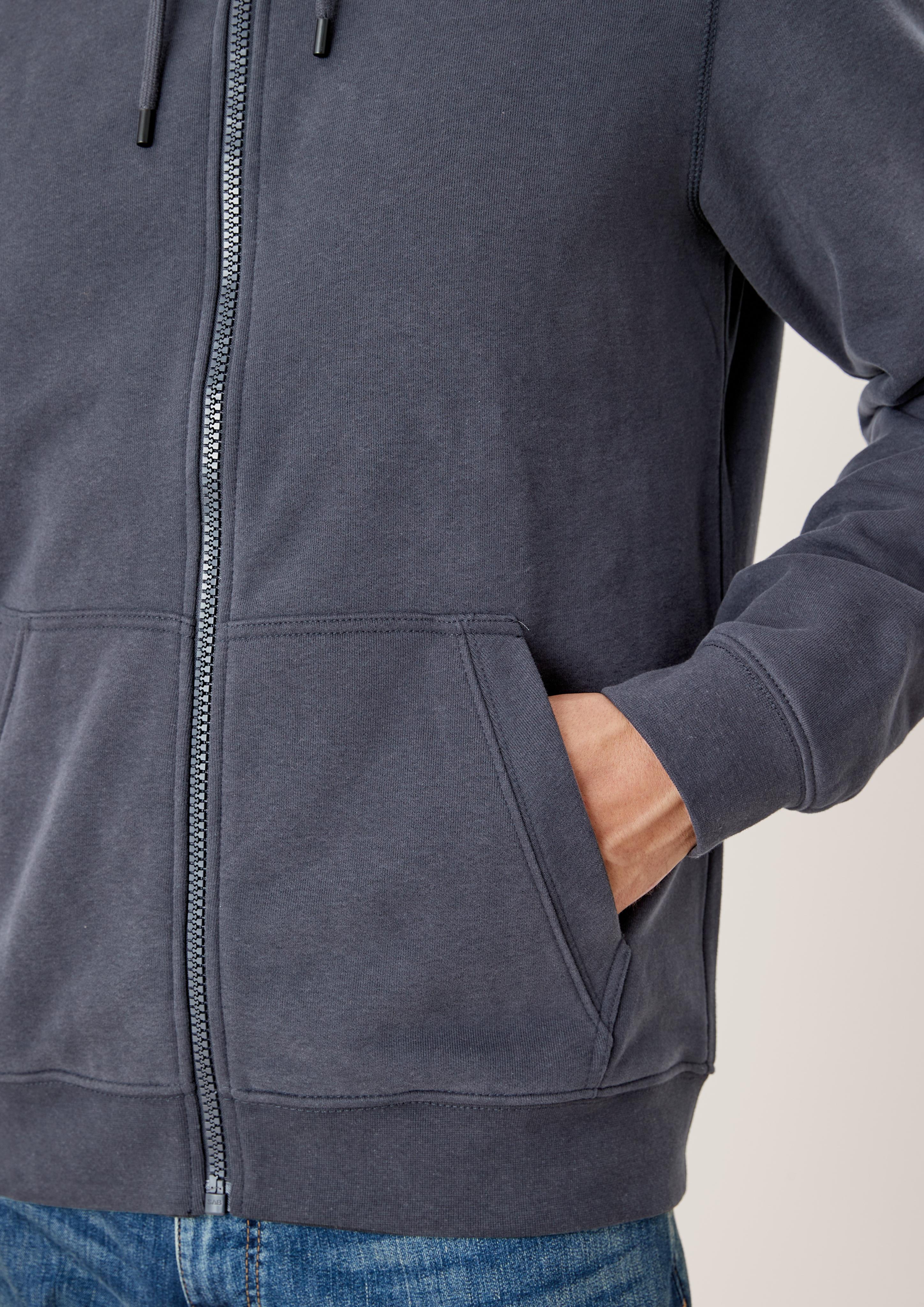 Sweatjacke mit Kapuze  03.899.43.3653-5910