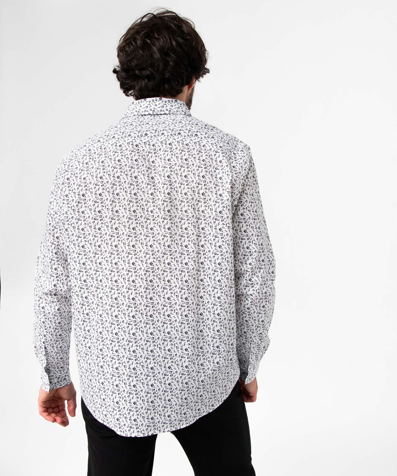 Chemise homme coupe droite à motif fleuri blanc | GEMO