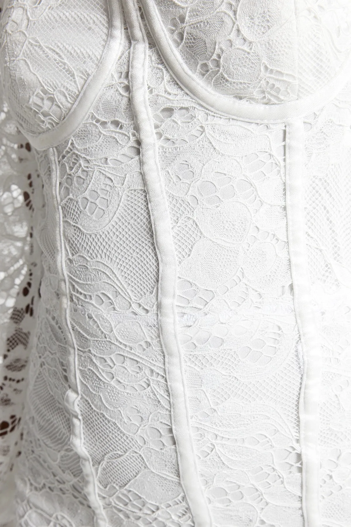 Trendyol Collection  Ecru Tailliertes, gefüttertes Spitzenhochzeits-/Hochzeits-Elegantes Abendkleid TPRSS23EL00314