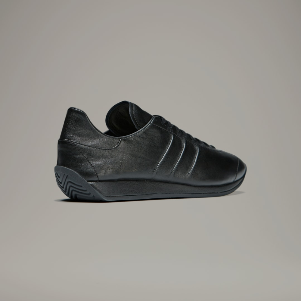 Y-3 Country IE5697 / schwarz