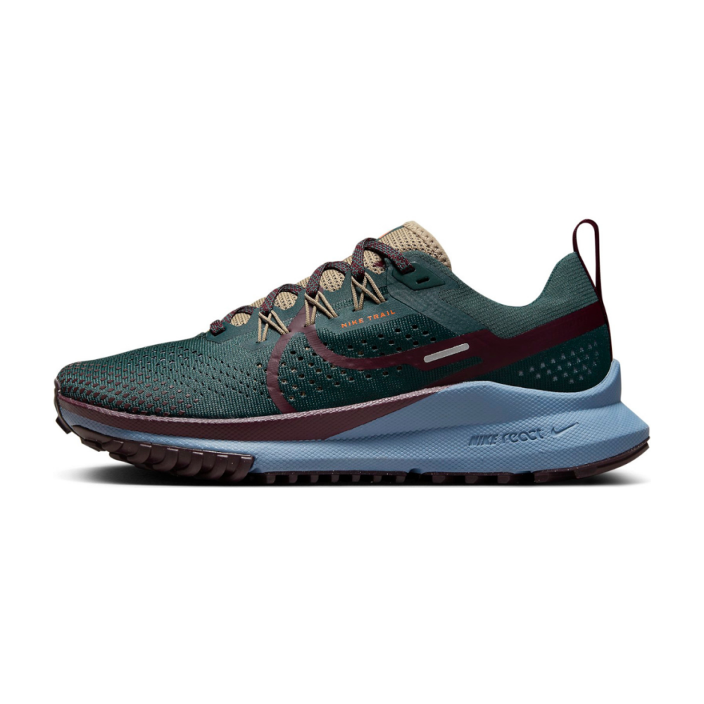 Nike React Pegasus Trail 4 DJ6159-301 / grün