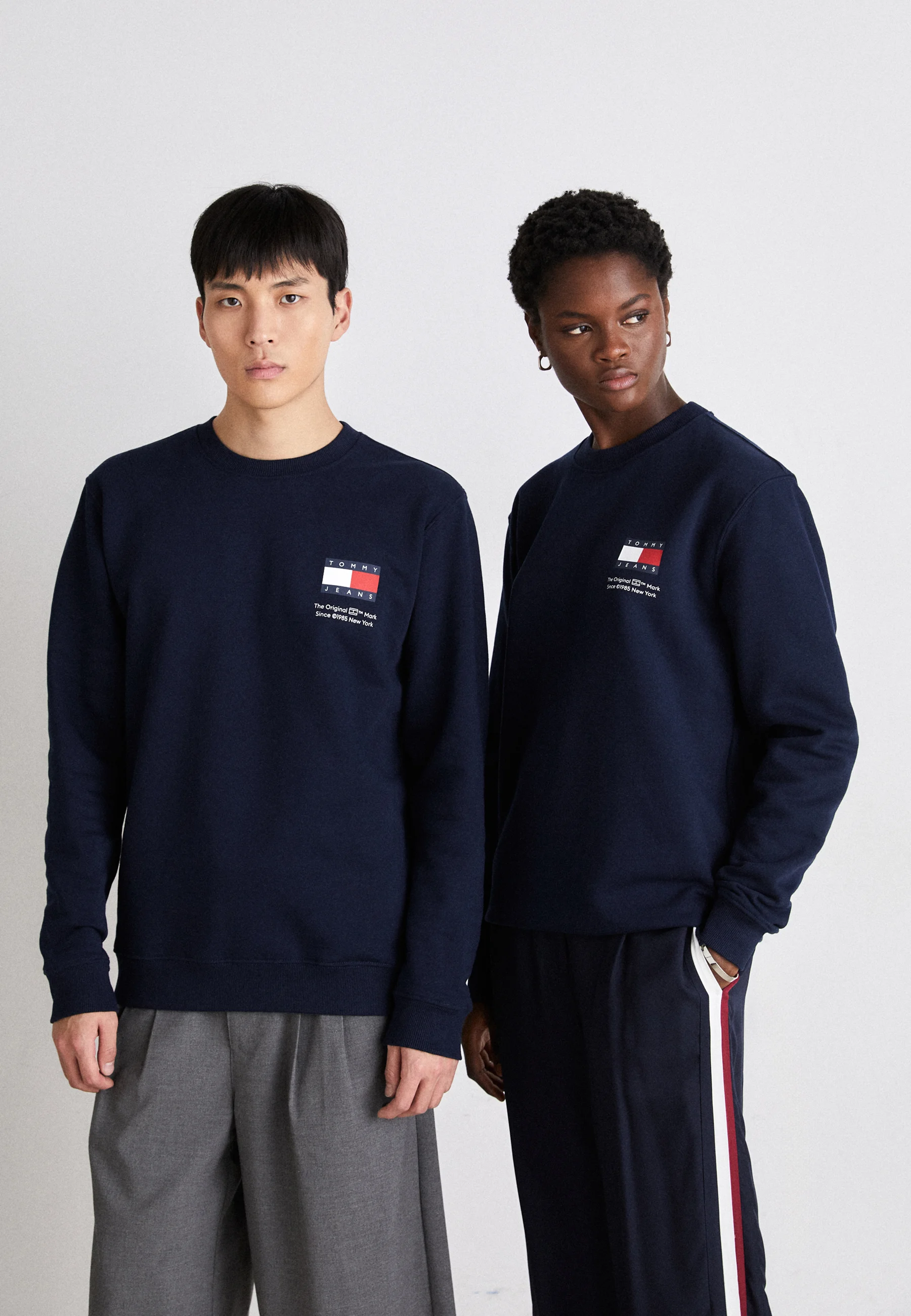 Tommy Jeans ESSENTIAL FLAG CNECK UNISEX - Sudadera