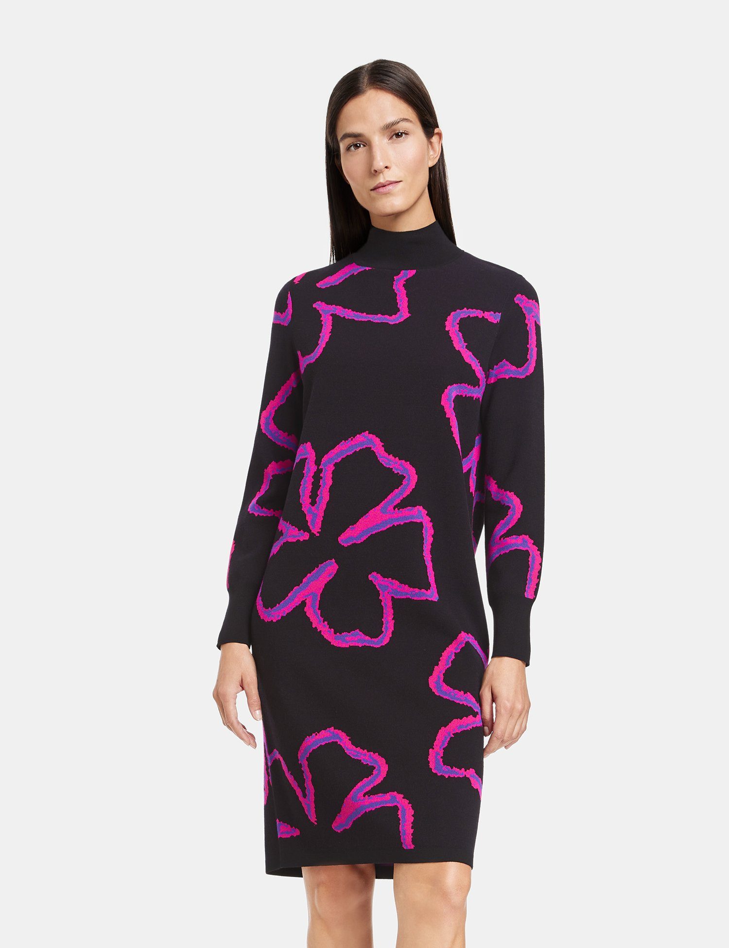 GERRY WEBER Strickkleid Kleid mit Jaquard-Muster und Stehkragen