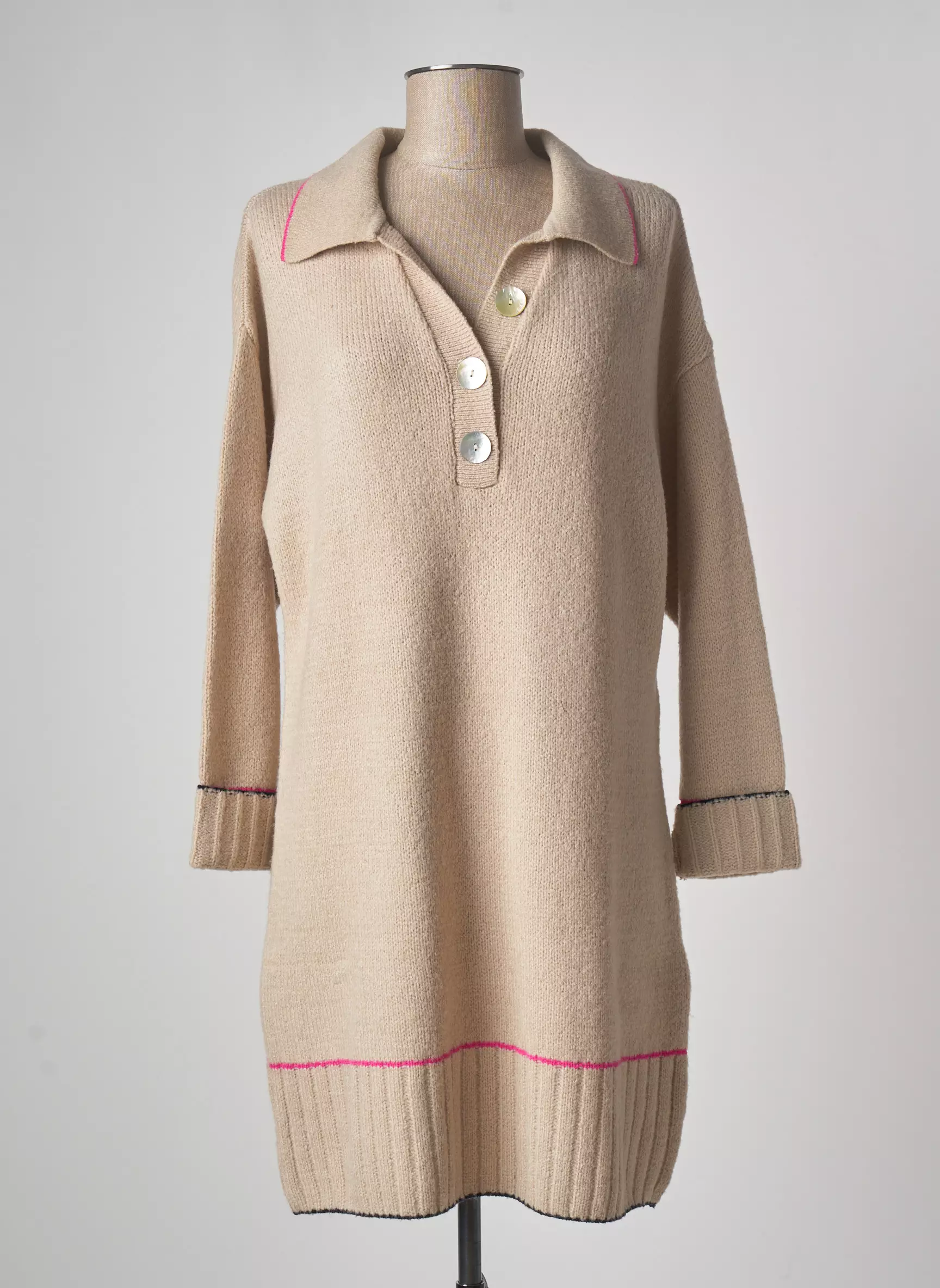 Pame Carrioni Robes Pulls Femme couleur beige