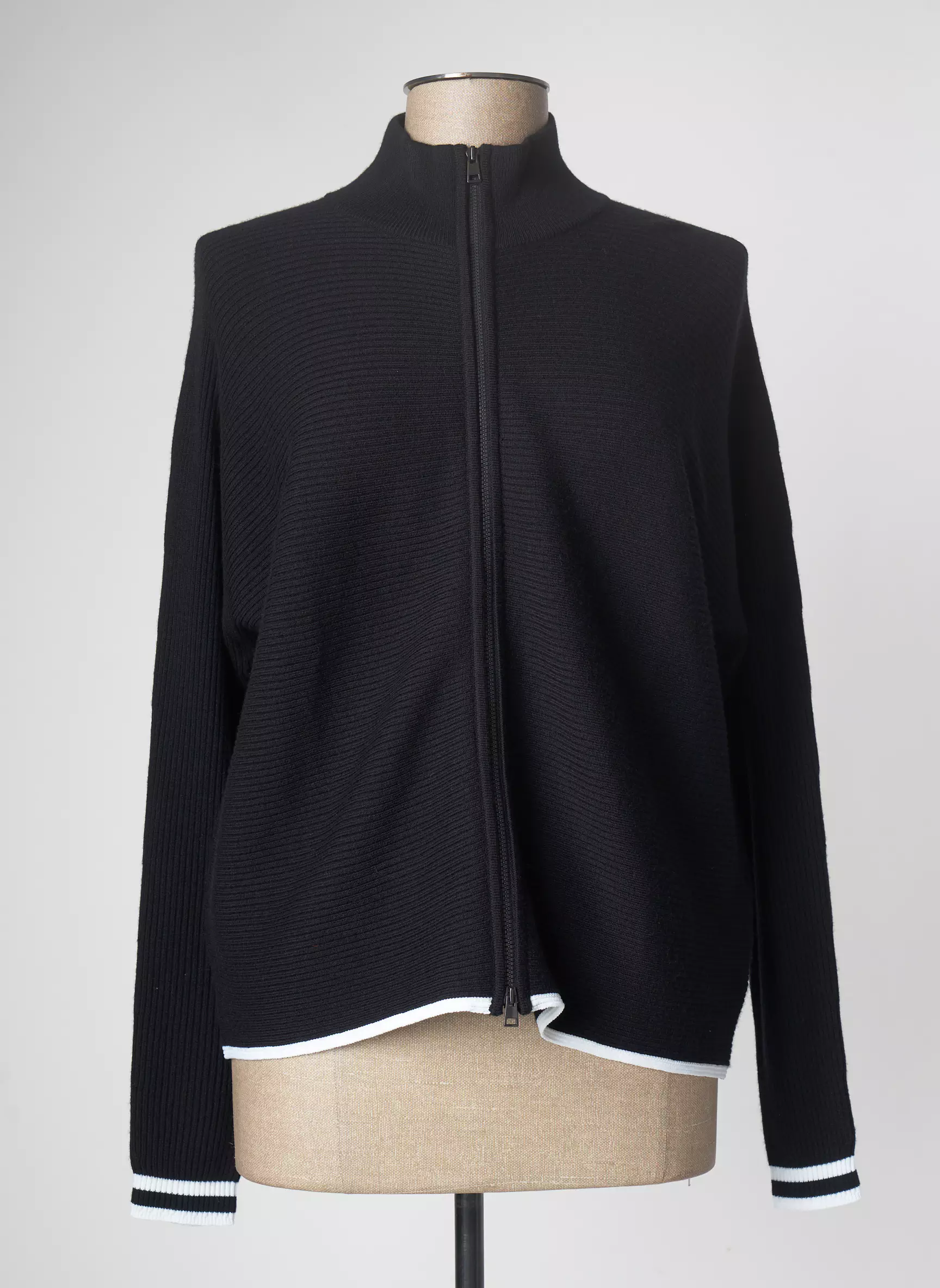 Marc Cain Cardigans Femme couleur noir