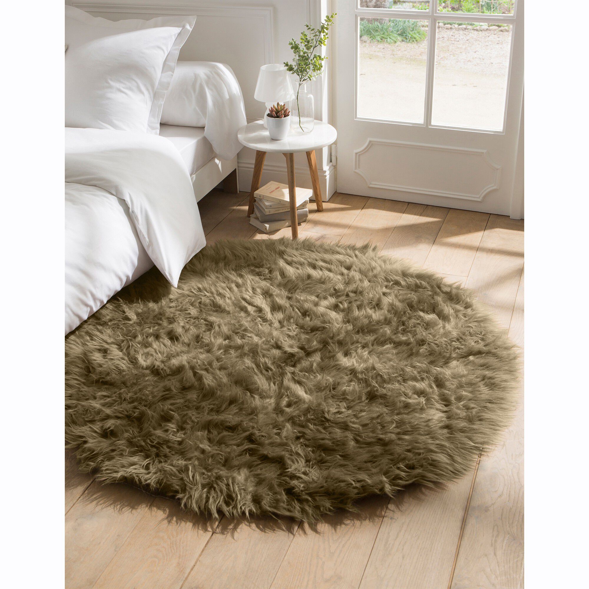 Tapis rond poils longs