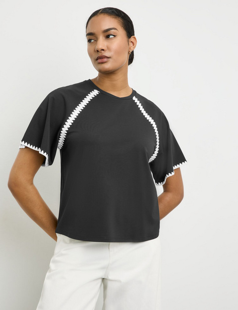 Kurzarmshirt mit dekorativem Kontrast-Stitching