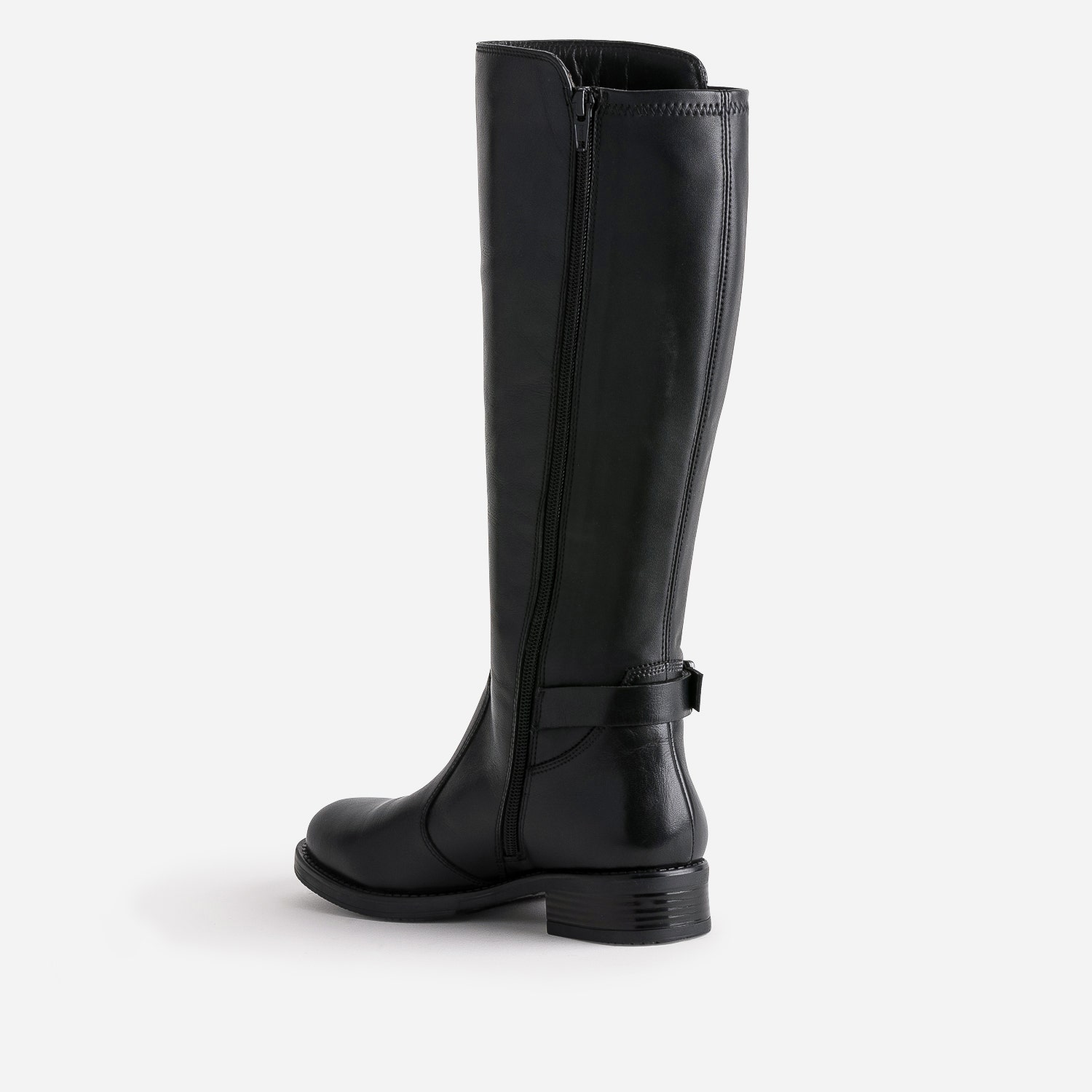 Botte noire avec boucle