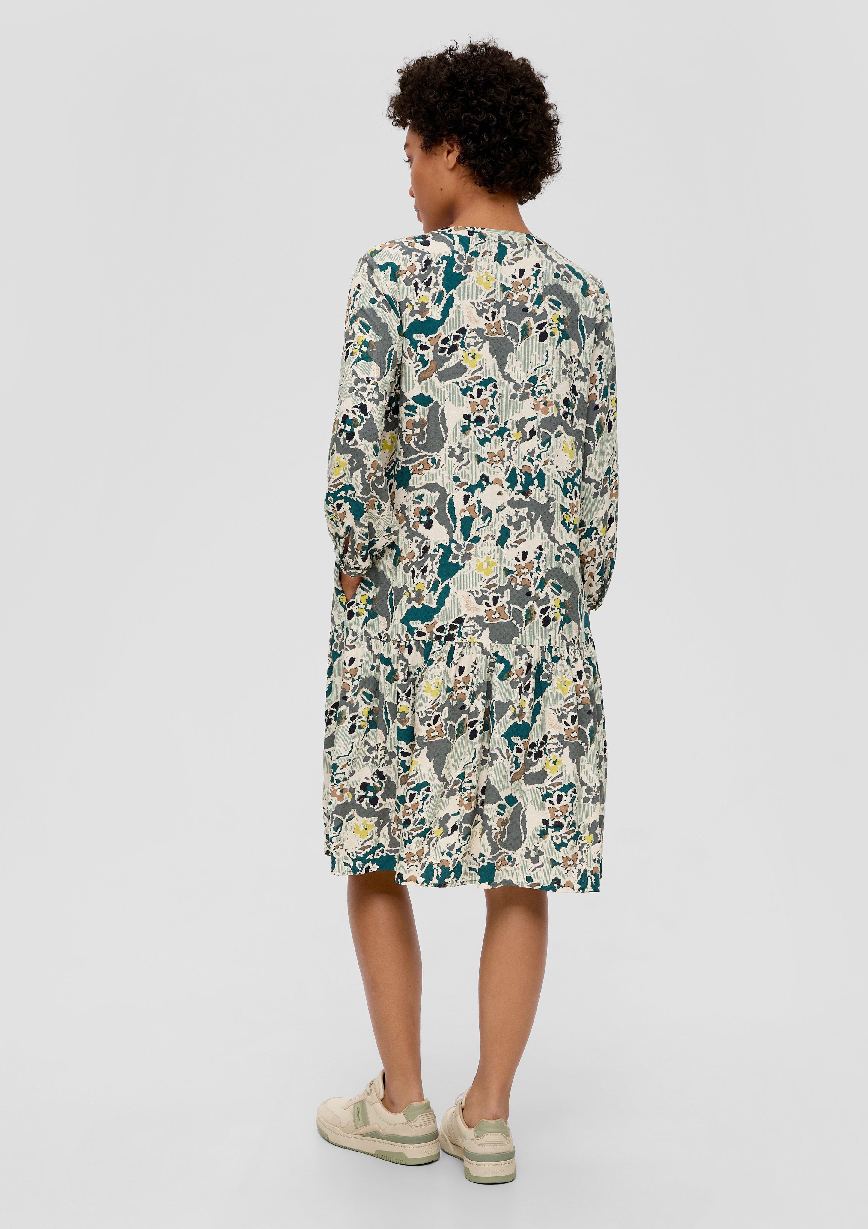 Kleid aus Viskosemix  2135616-67A0