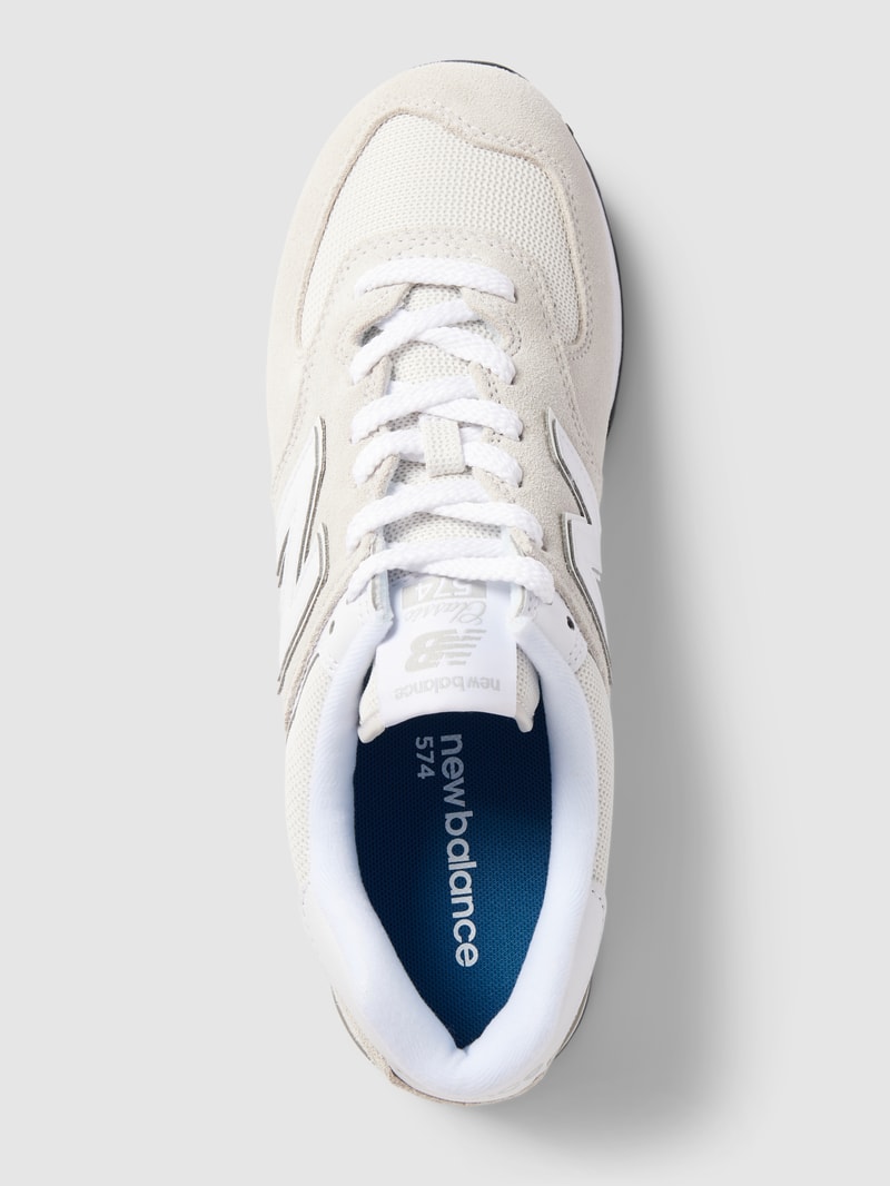 Sneaker mit Label-Detail in beige