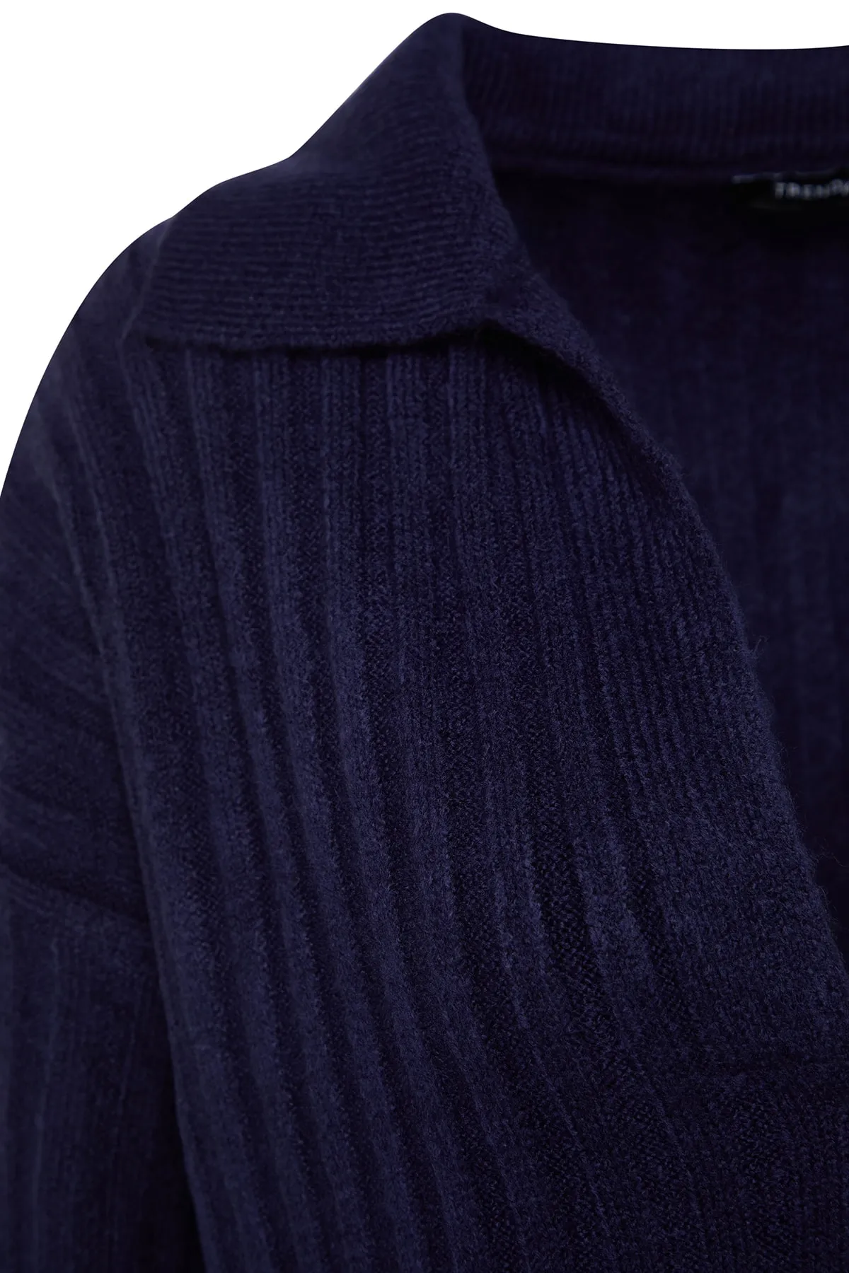 Trendyol Collection  Marineblauer Strickpullover mit weichem Struktur-Polokragen TWOAW24KZ00678