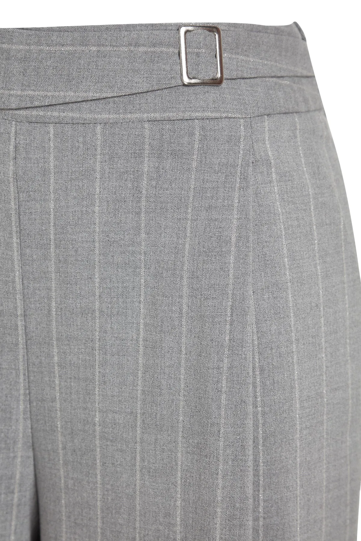 Trendyol Collection  Graue, gewebte, gestreifte Hose mit weitem Bein und glitzernden Details TWOSS23PL00223
