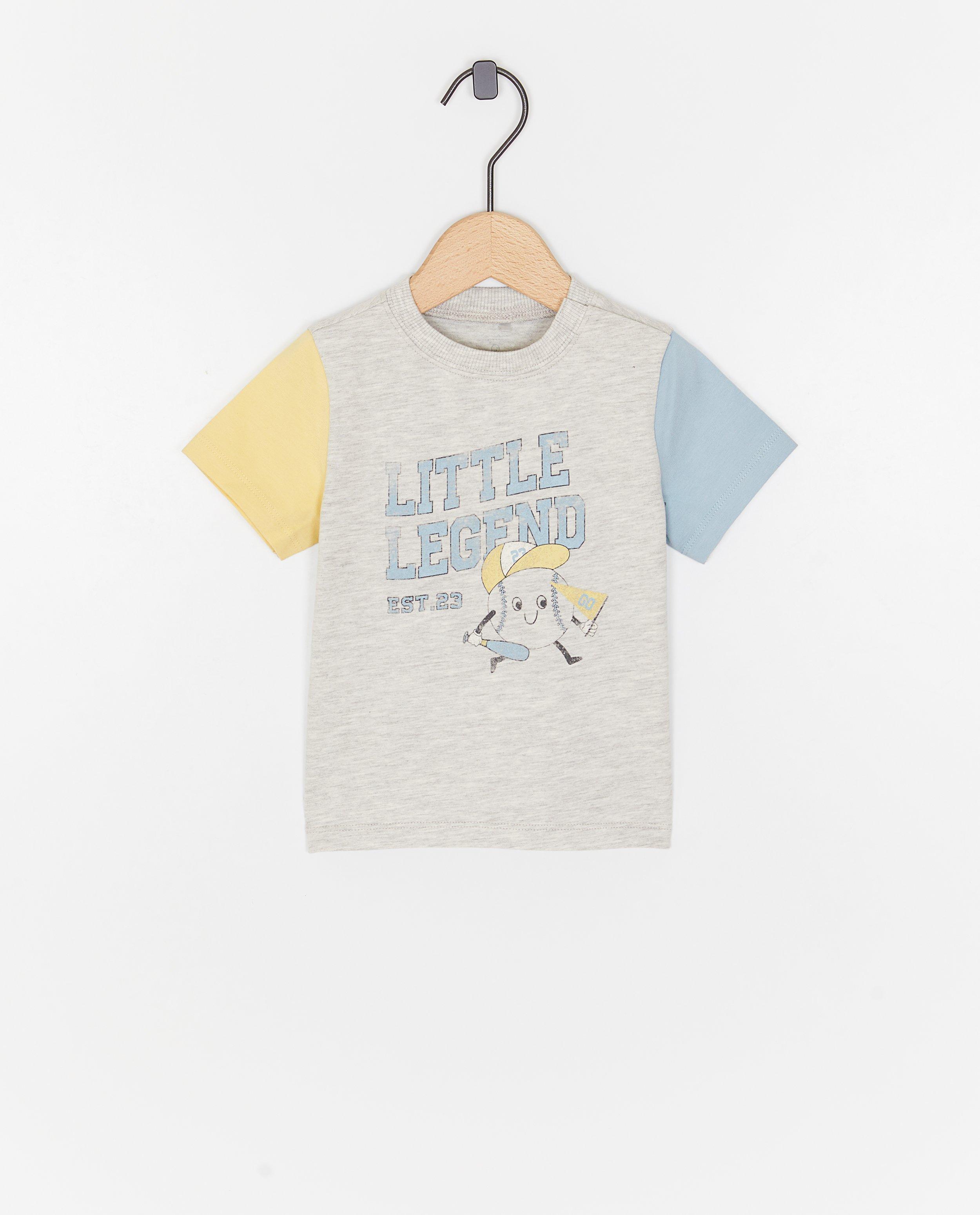 Tricou unisex gri deschis cu imprimeu de baseball Cuddles and Smiles