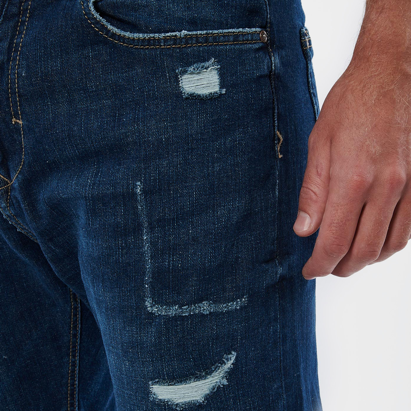 TYREL  Jean bleu slim tapered homme