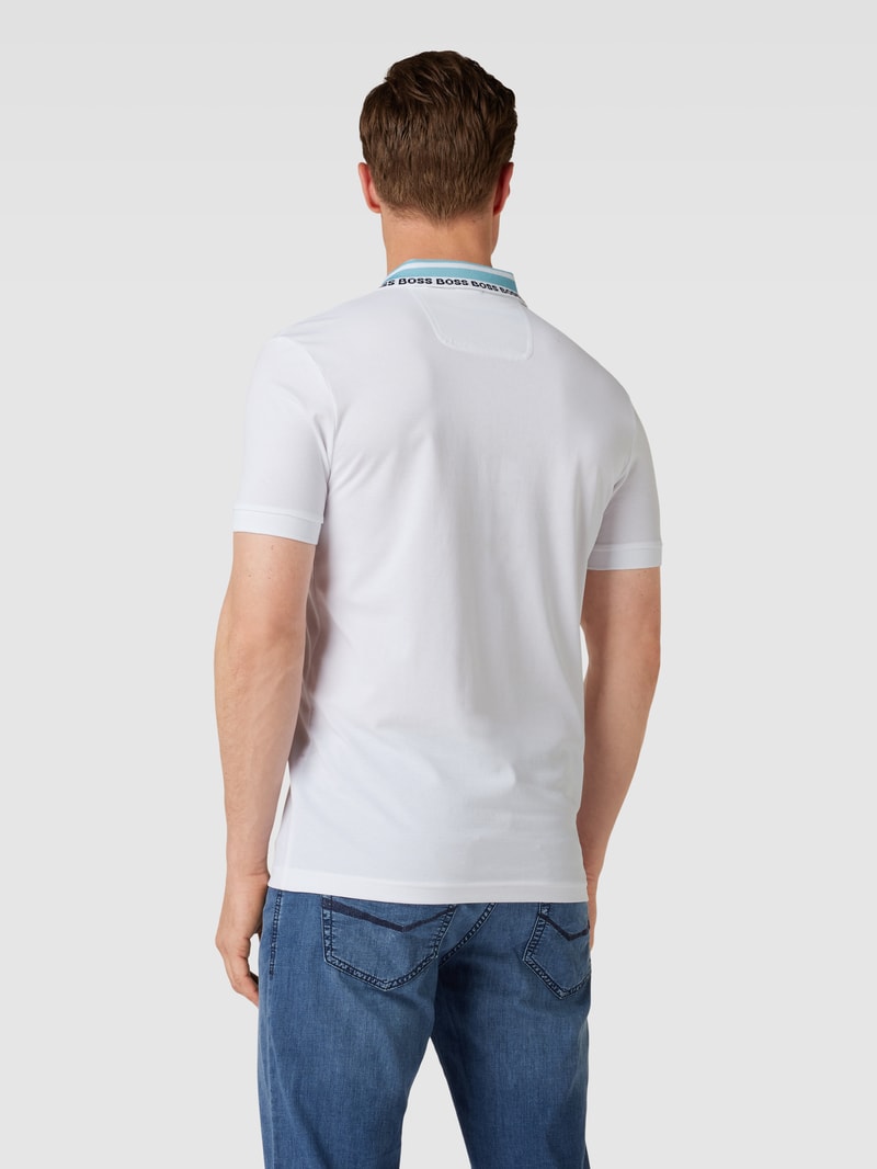 Poloshirt mit Label-Details Modell 'Paule' in weiß