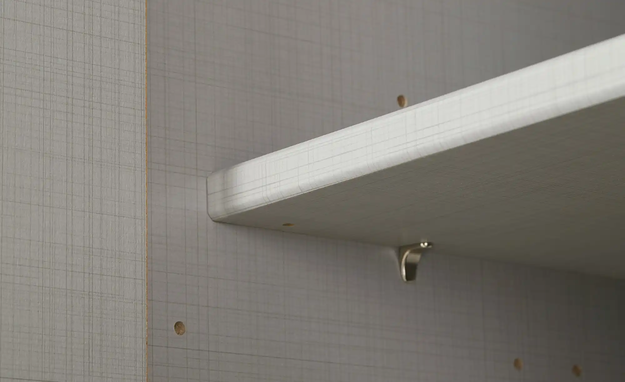 Drehtürenschrank