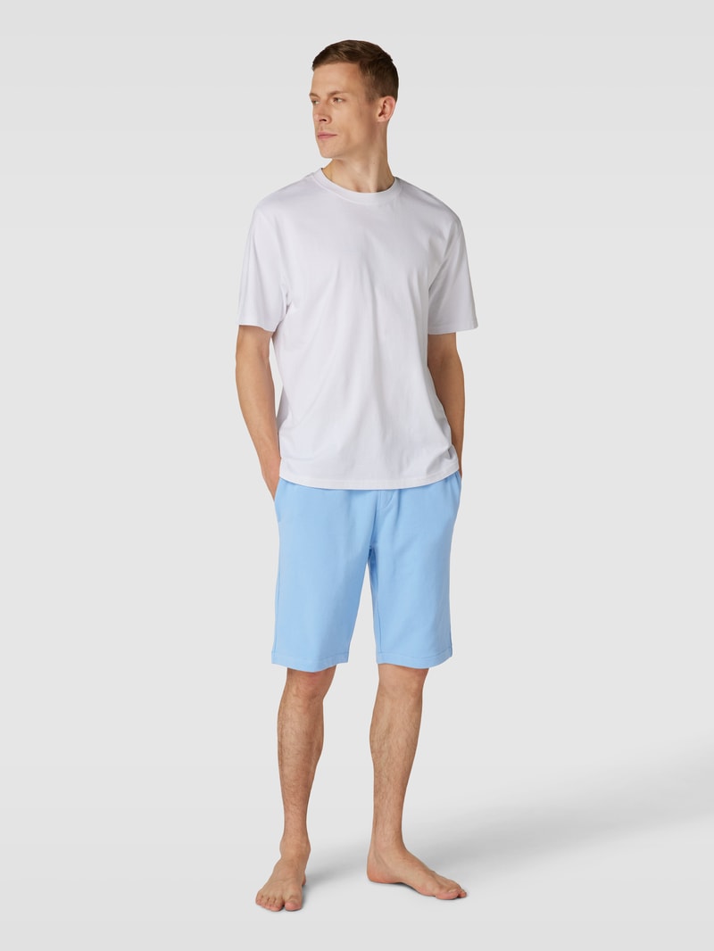 Slim Fit Sweatshorts mit Label-Stitching in hellblau