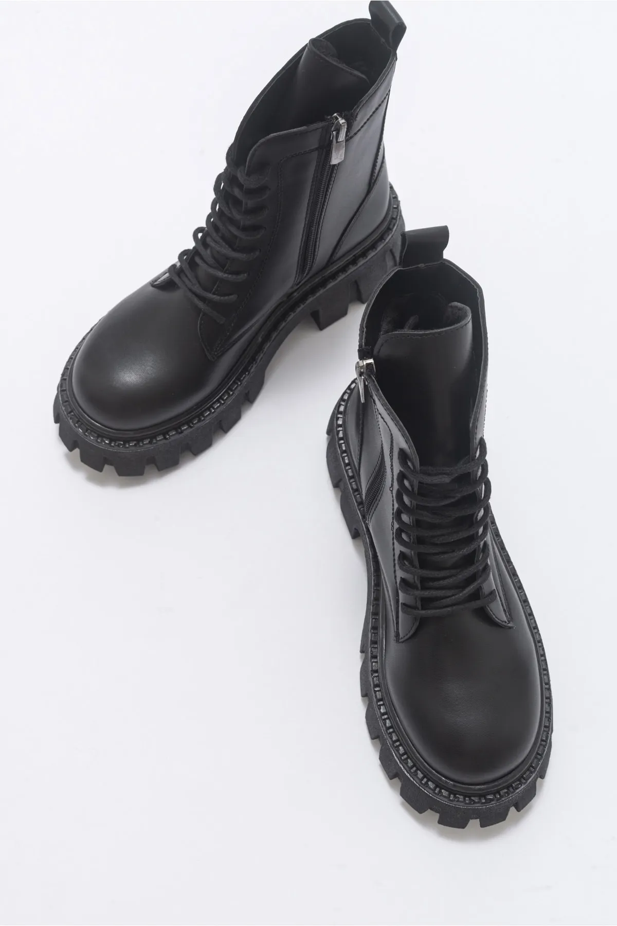 LuviShoes  Tool Schwarze Damenstiefel