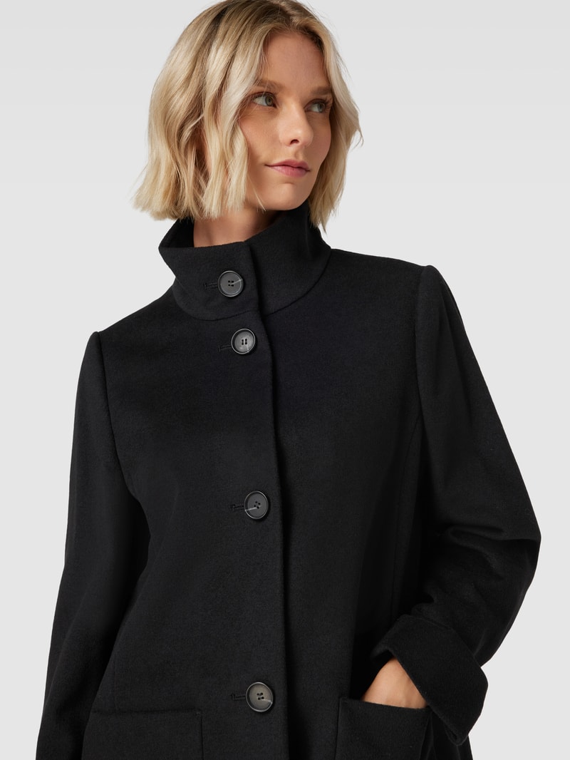 Kurzmantel mit Stehkragen und Eingrifftaschen in schwarz