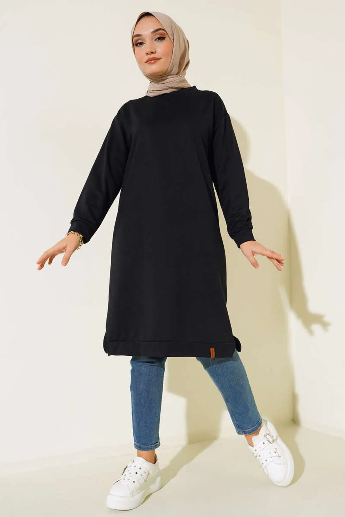 benguen  1983 Basic Lange Tunika mit Seitenschlitzen Schwarz
