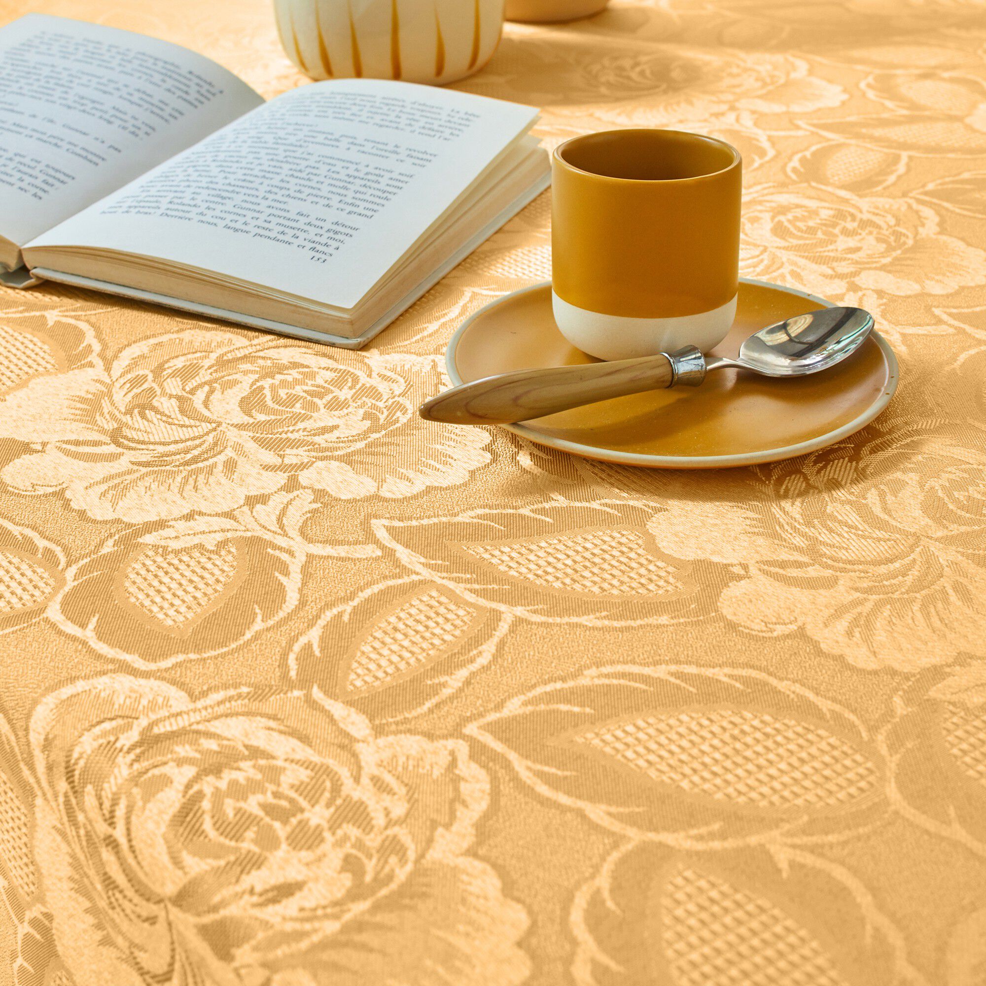 Nappe jacquard damassé