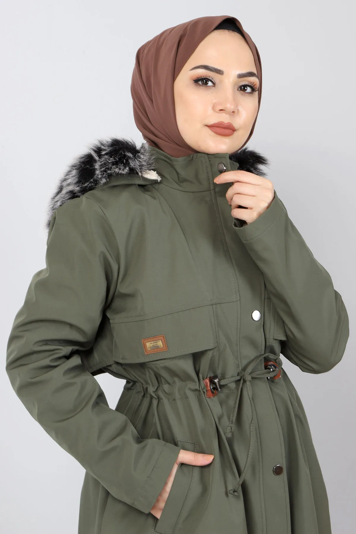 Tesettür Dünyası  Taillengeschnürter Mantel Tsd1932 Khaki