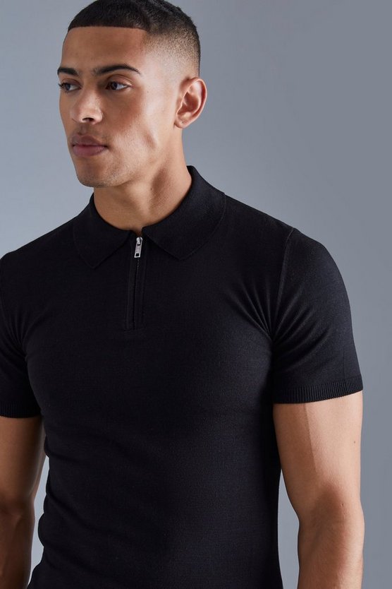 Kurzärmliges Muscle-Fit Poloshirt mit halbem Reißverschluss