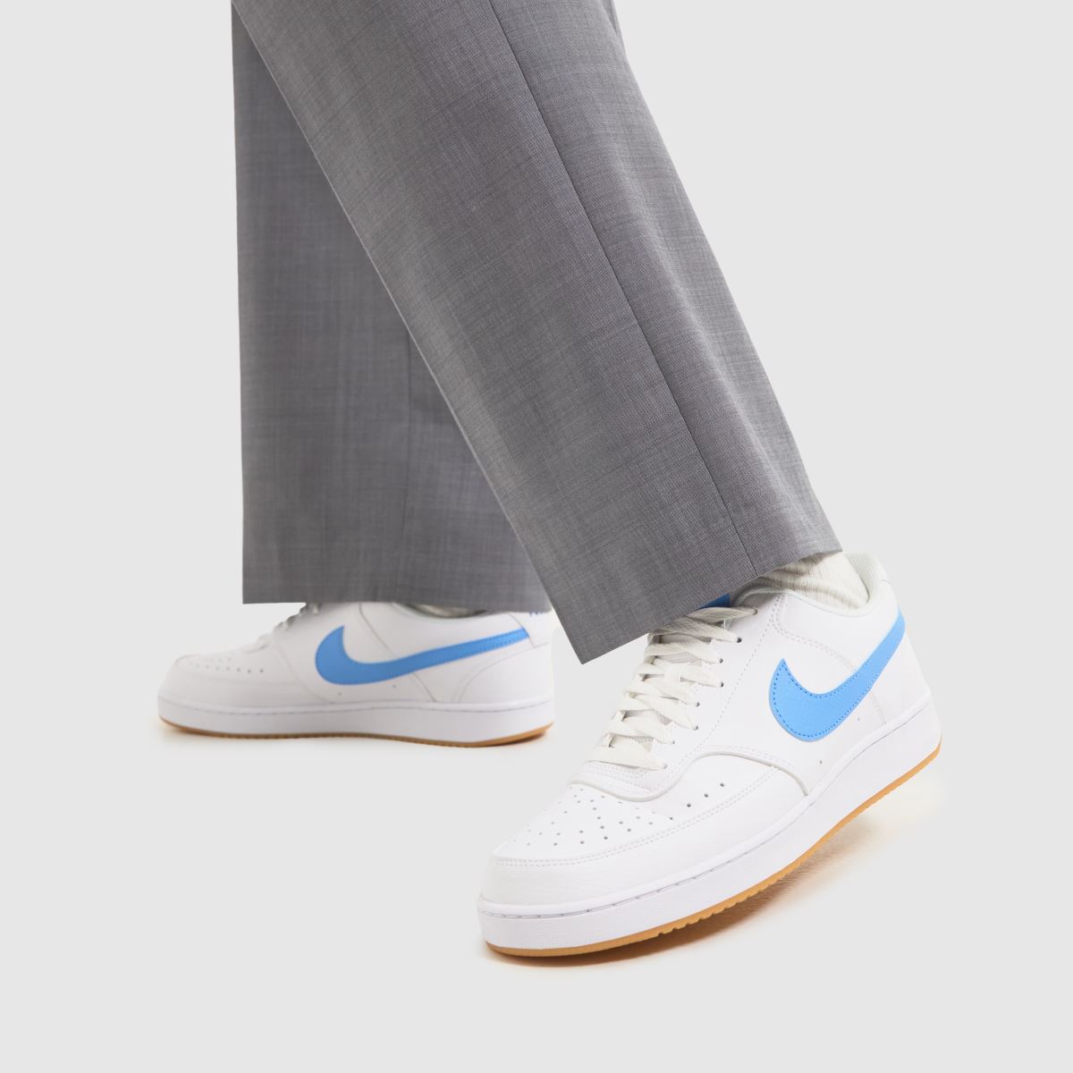 Nike Court Vision Next Nature – Vita och flerfärgade träningsskor