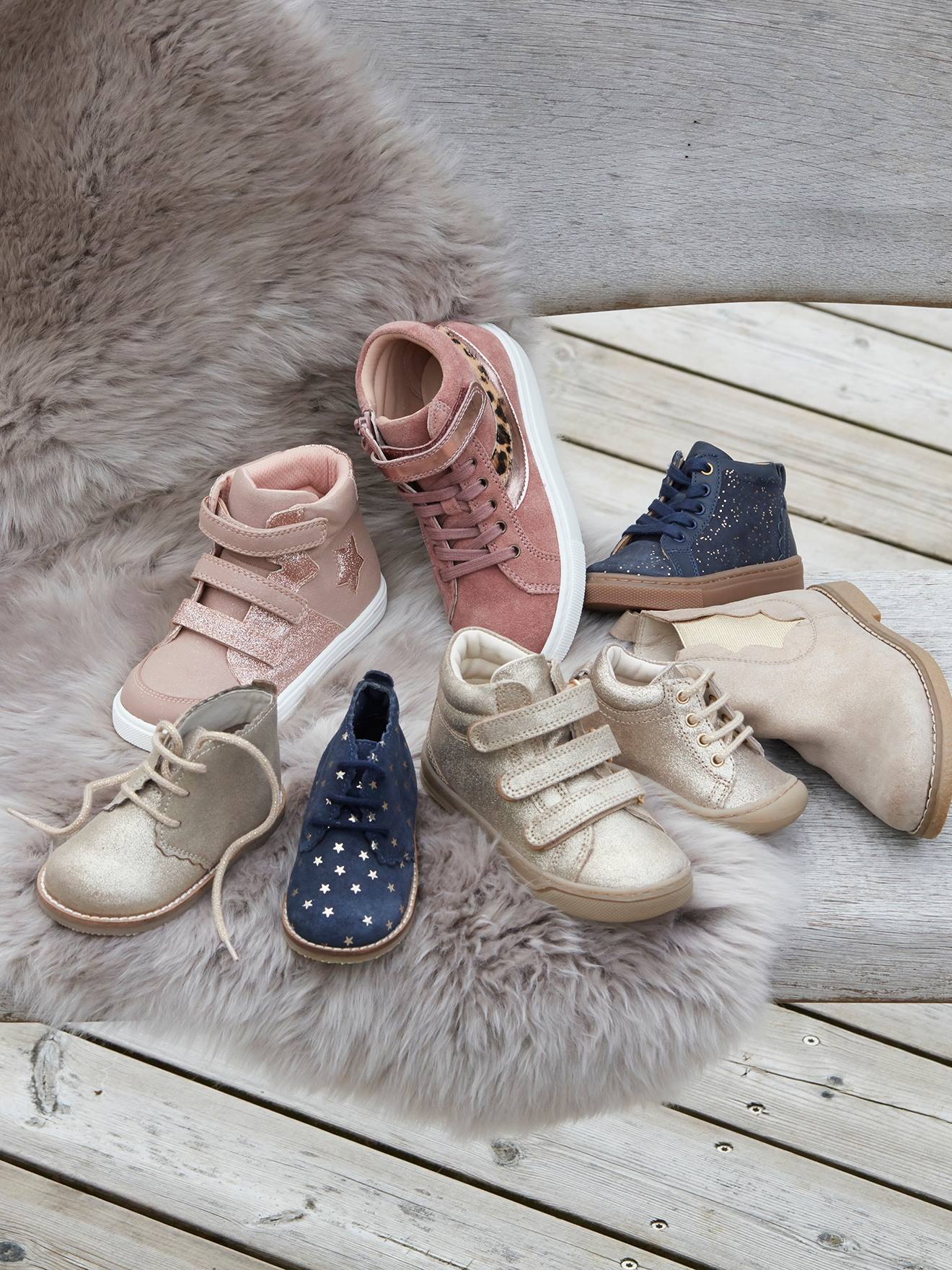 Bottillons lacés cuir souple bébé premiers pas or