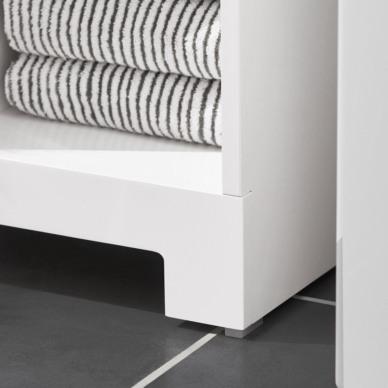 SoBuy Wäscheschrank BZR105 Badschrank mit Wäschesack Wäschetruhe Wäschesammler Wäschekorb Weiß