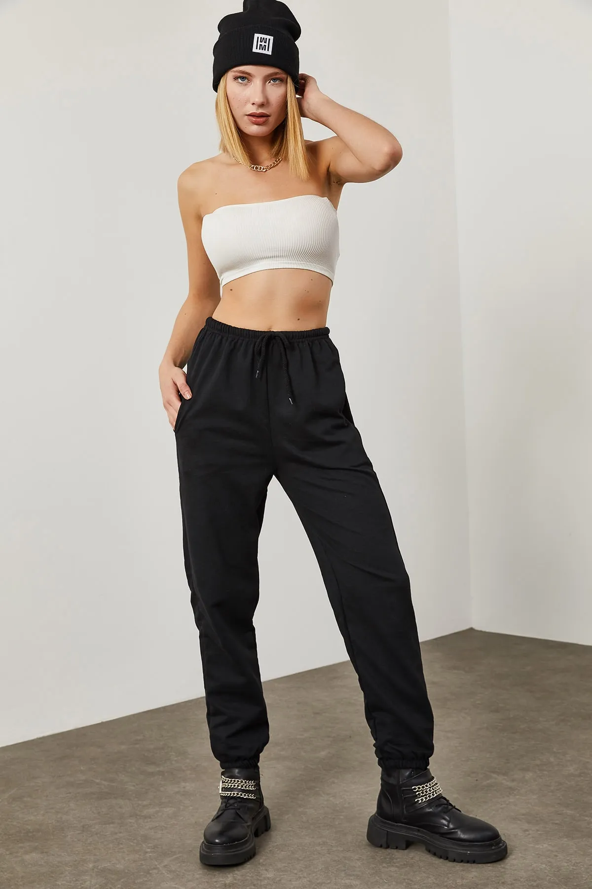 XHAN  Schwarze Damen-Jogginghose mit Spitzenbund 0YZK8-10364