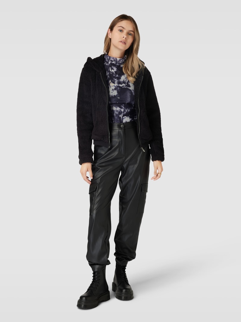 Sweatjacke aus Teddyfell in schwarz