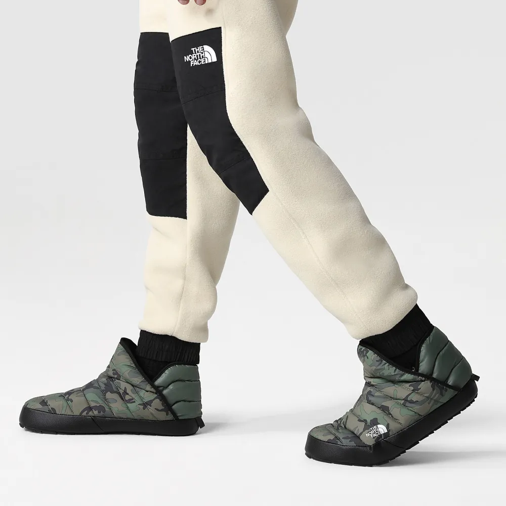 The North Face Traction NF0A3MKH28F / schwarz