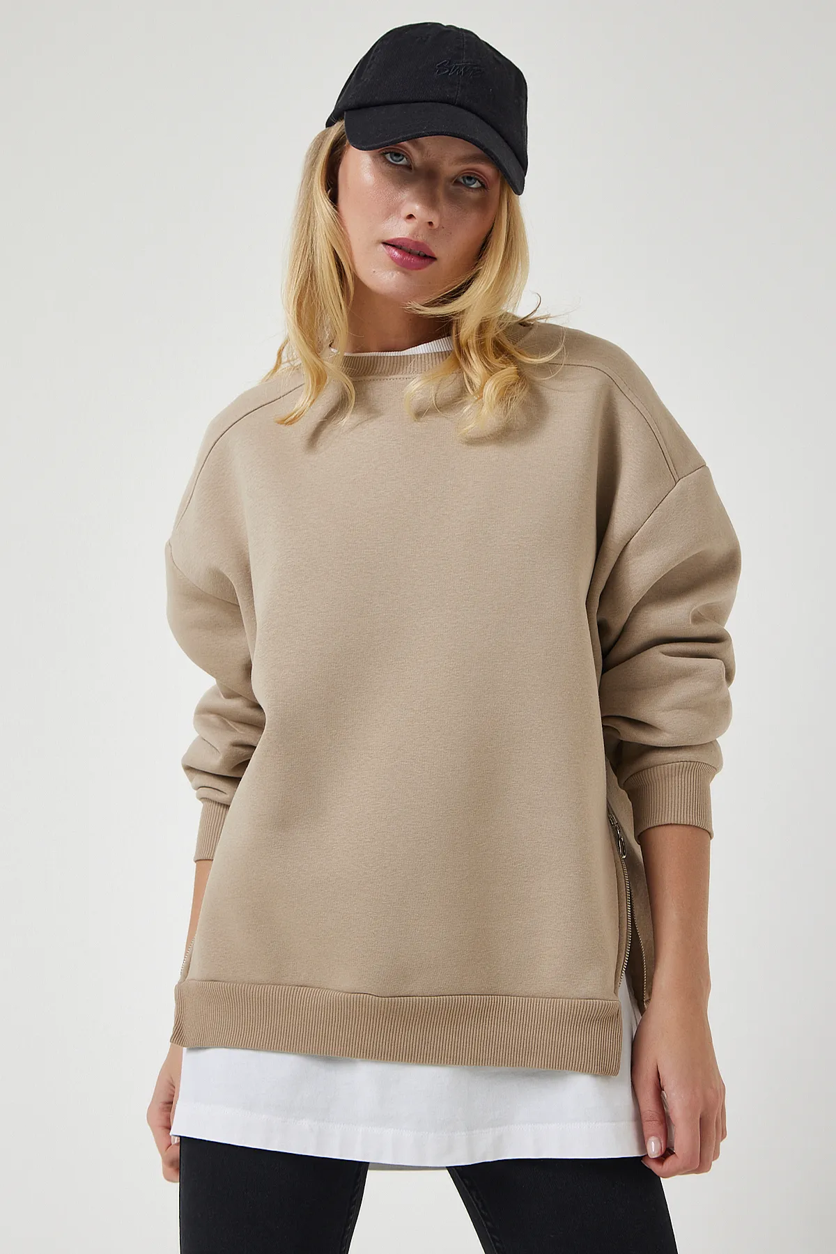 Happiness İstanbul  Damen-Sweatshirt aus Nerz-Strick mit Reißverschluss und Reliefmuster UB00148